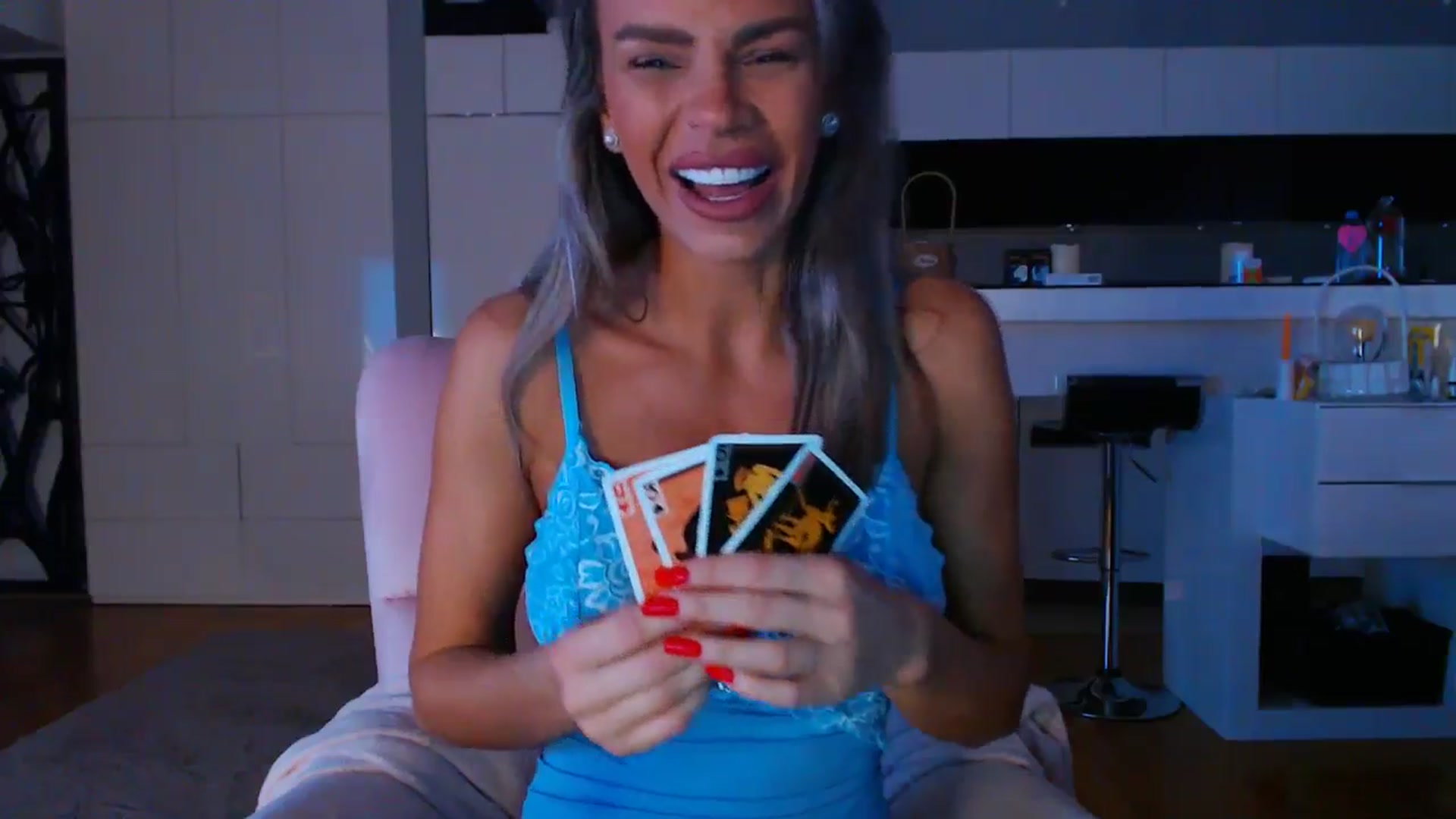 Gallery image thumbnail from D_y_y's myfreecams stream on, 03/10/2025, 05:04 image 17 of 20