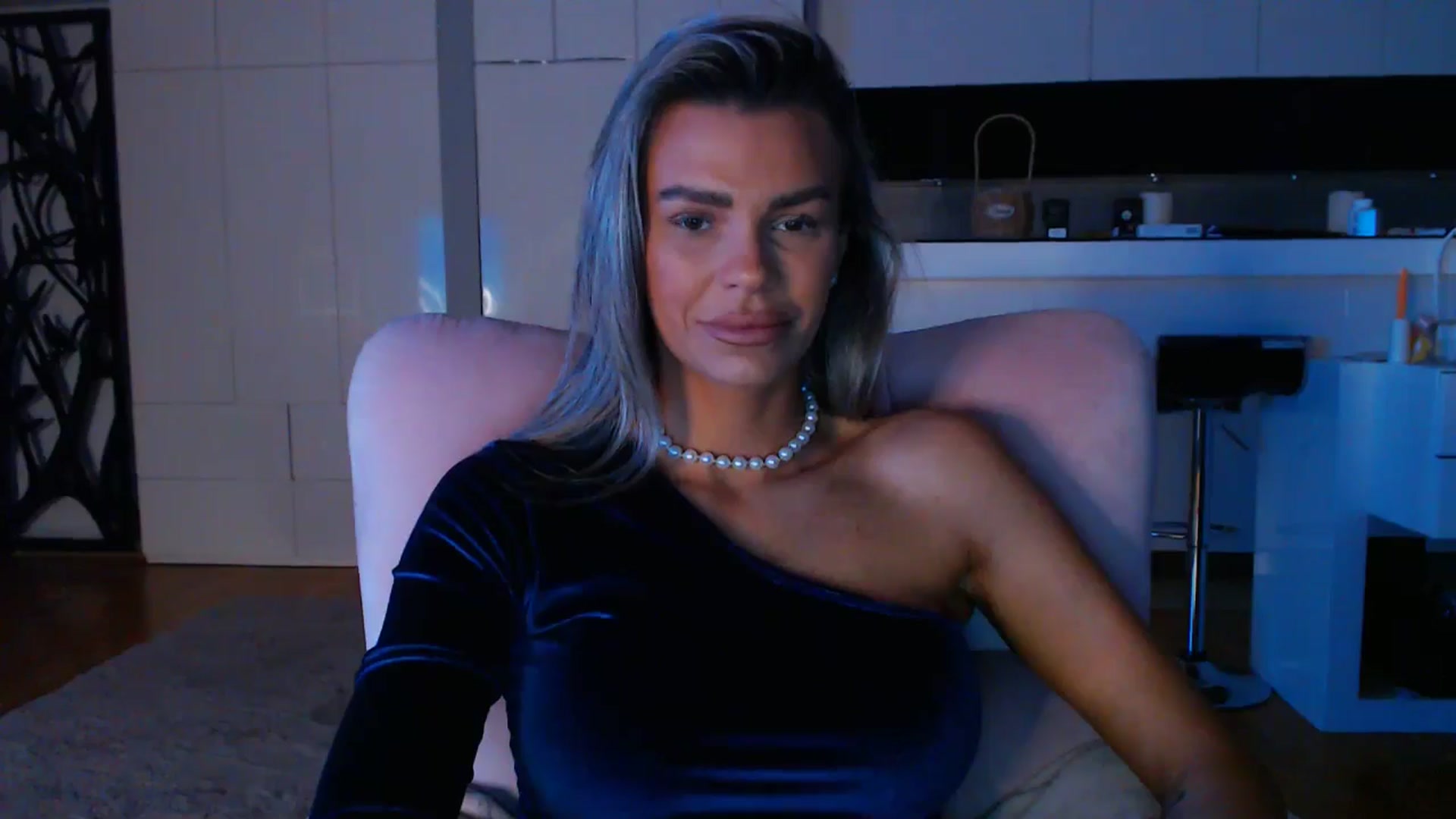 Gallery image thumbnail from D_y_y's myfreecams stream on, 03/12/2025, 05:09 image 10 of 20