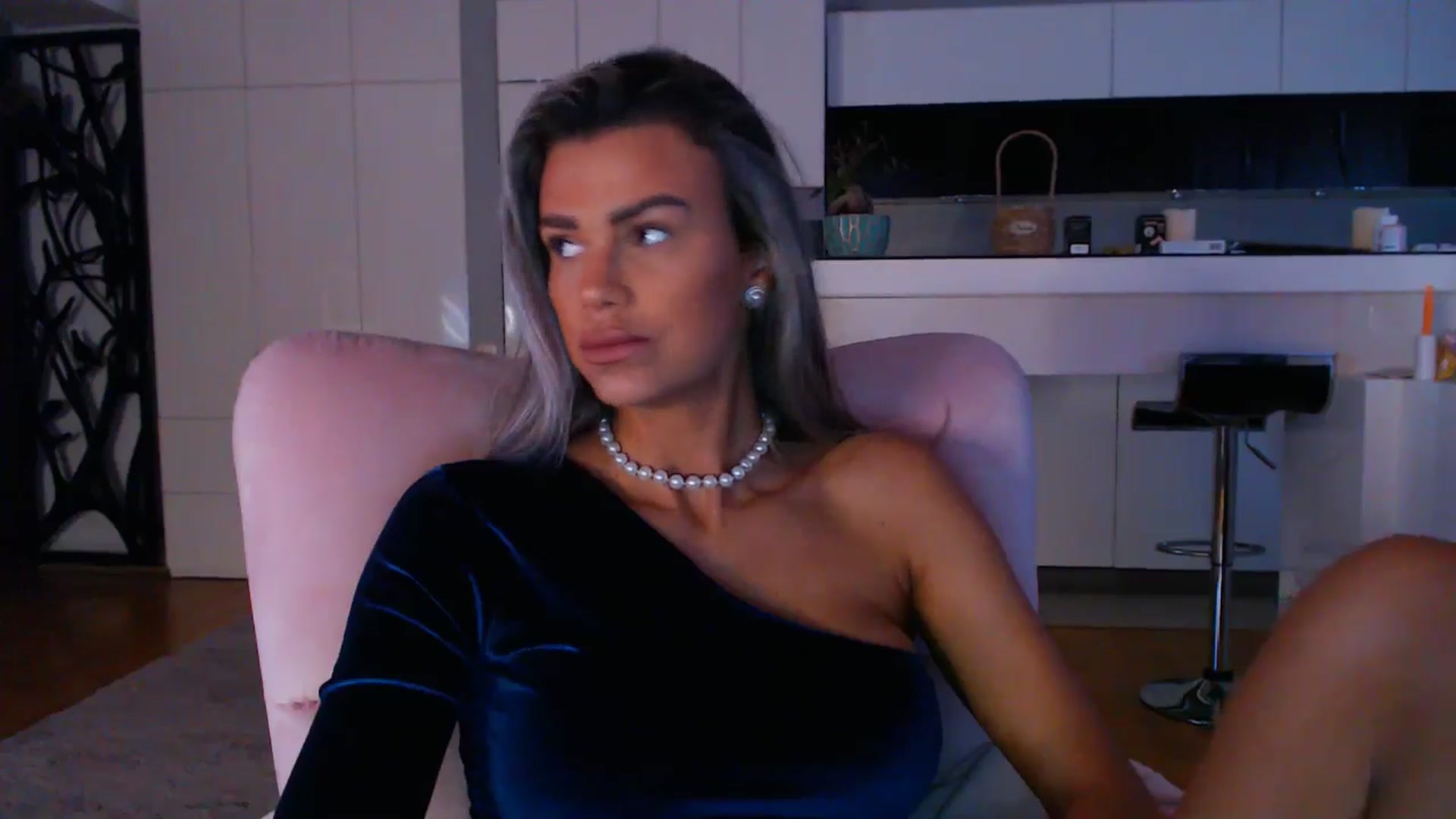 Gallery image thumbnail from D_y_y's myfreecams stream on, 03/12/2025, 05:09 image 20 of 20