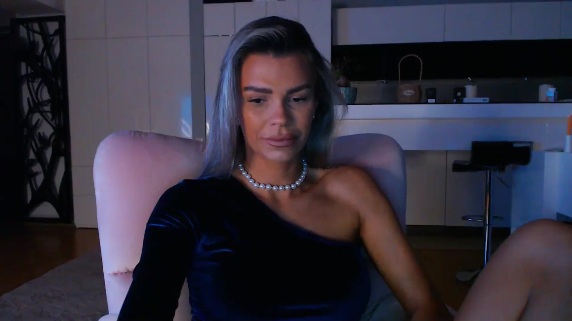 Gallery image thumbnail from D_y_y's myfreecams stream on, 03/12/2025, 05:09 image 2 of 20