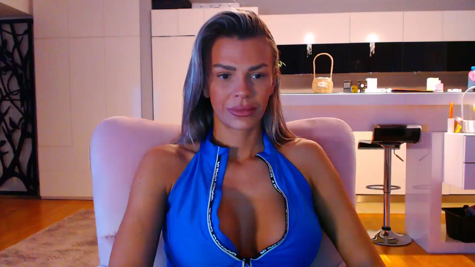 Gallery image thumbnail from D_y_y's myfreecams stream on, 03/14/2025, 04:43 image 1 of 20