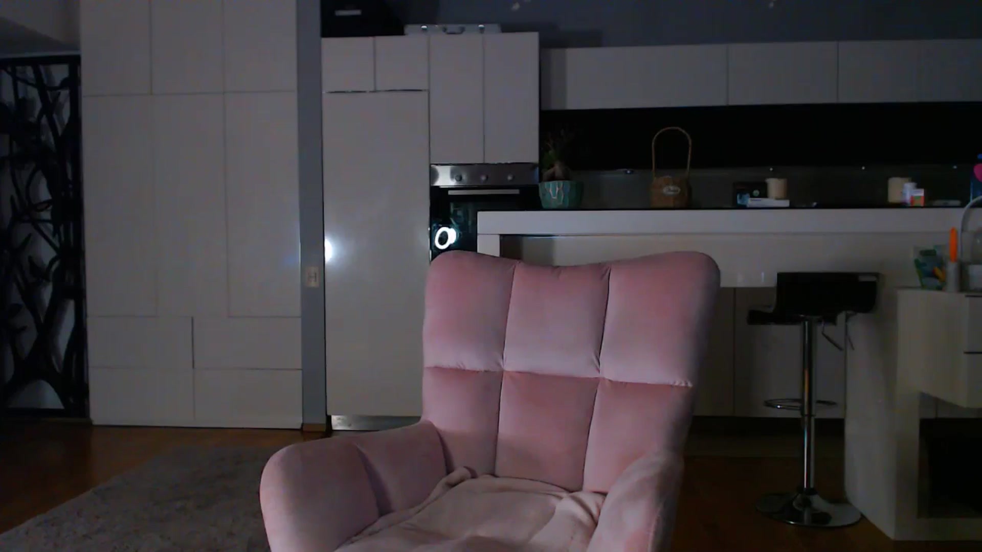 Gallery image thumbnail from D_y_y's myfreecams stream on, 03/28/2025, 04:40 image 2 of 20