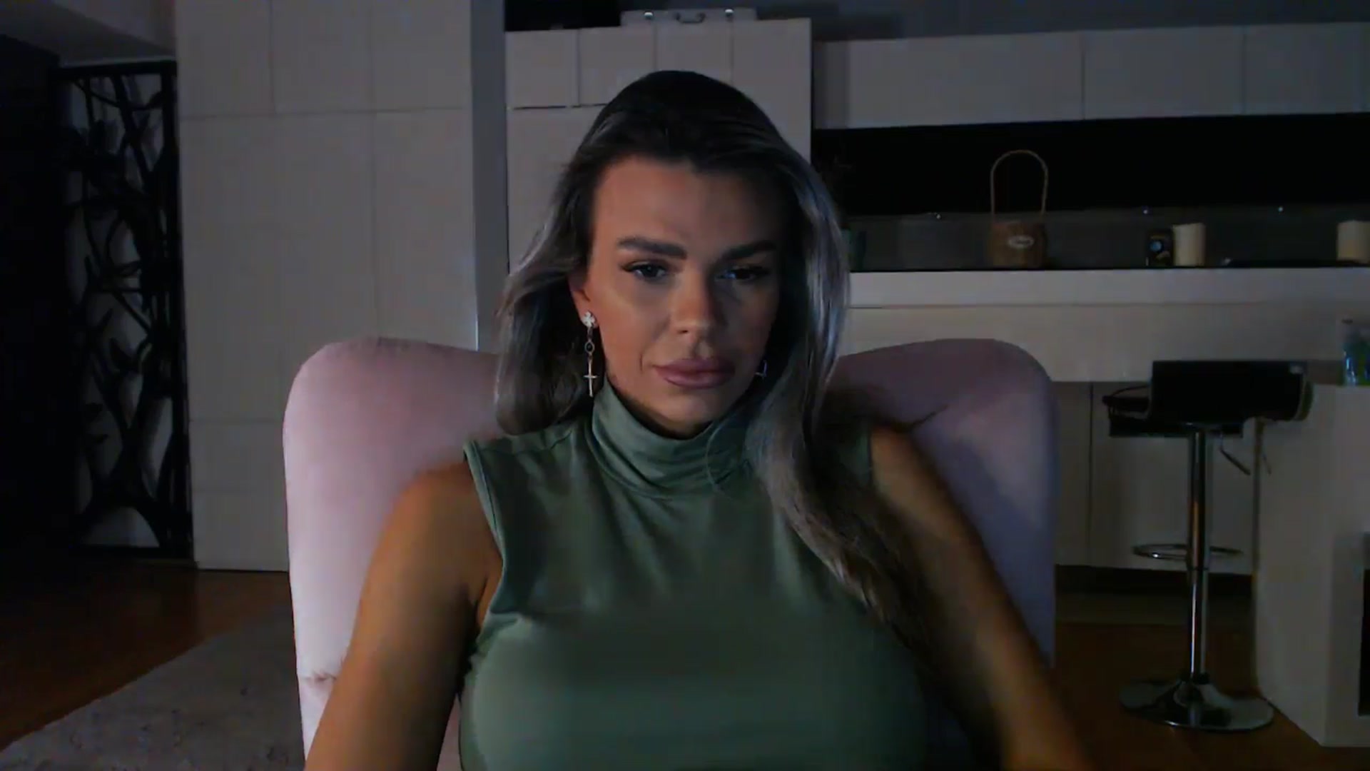 Gallery image thumbnail from D_y_y's myfreecams stream on, 04/09/2025, 04:22 image 7 of 20