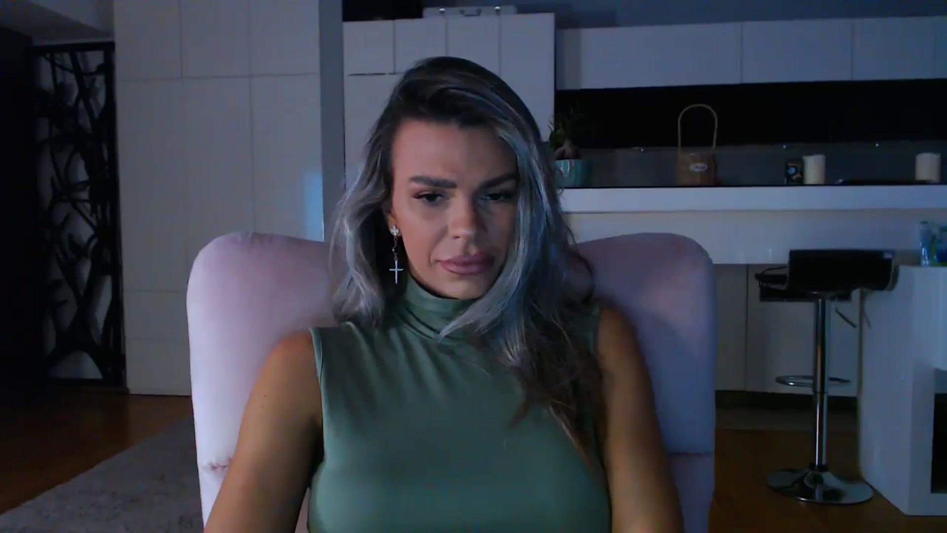 Gallery image thumbnail from D_y_y's myfreecams stream on, 04/09/2025, 04:22 image 9 of 20