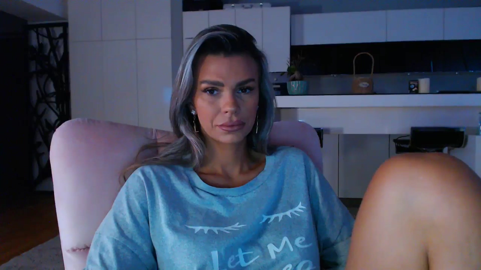 Gallery image thumbnail from D_y_y's myfreecams stream on, 04/09/2025, 04:22 image 13 of 20