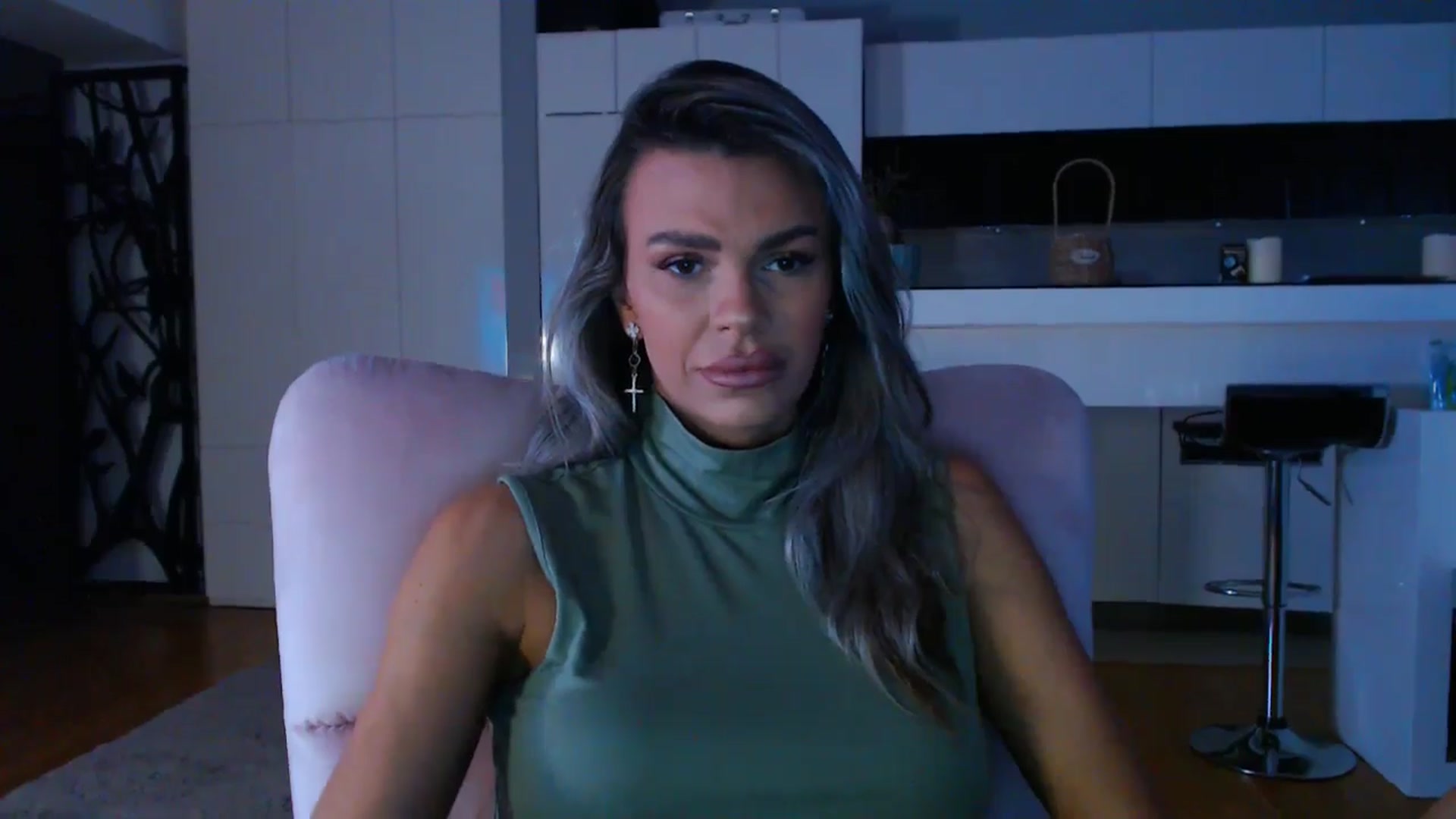 Gallery image thumbnail from D_y_y's myfreecams stream on, 04/09/2025, 04:22 image 11 of 20