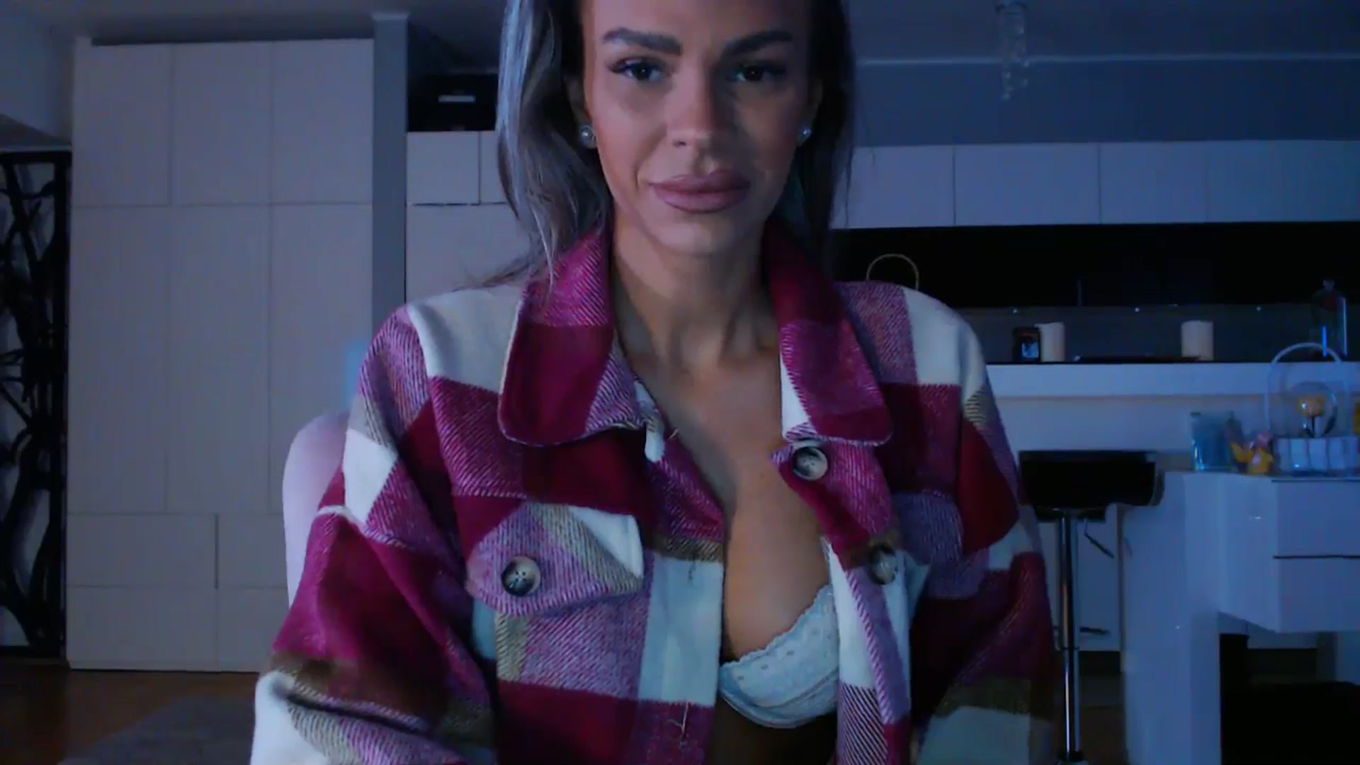 Gallery image thumbnail from D_y_y's myfreecams stream on, 04/11/2025, 04:50 image 6 of 20