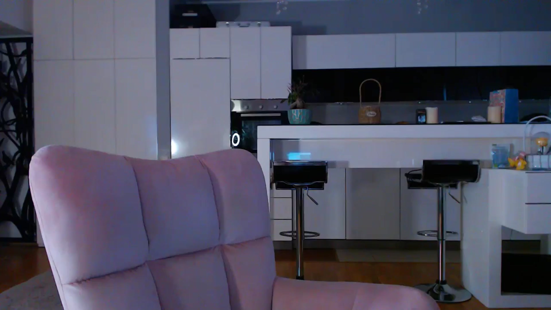 Gallery image thumbnail from D_y_y's myfreecams stream on, 04/19/2025, 04:59 image 3 of 20