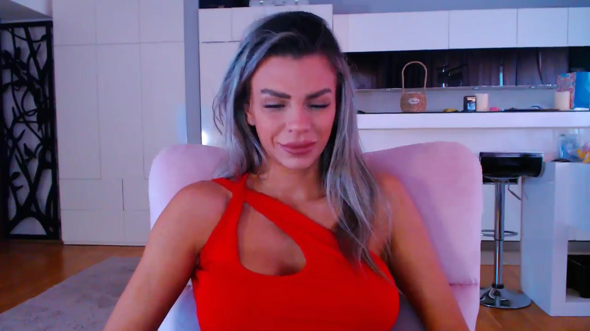 Gallery image thumbnail from D_y_y's myfreecams stream on, 04/30/2025, 04:48 image 5 of 20