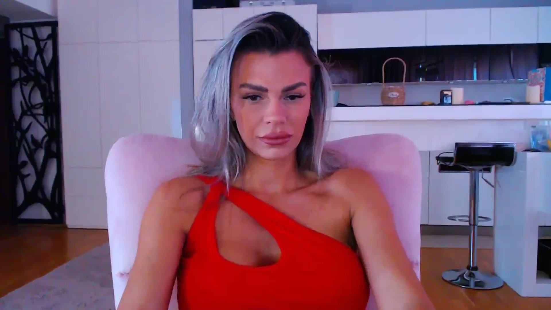 Gallery image thumbnail from D_y_y's myfreecams stream on, 04/30/2025, 04:48 image 4 of 20