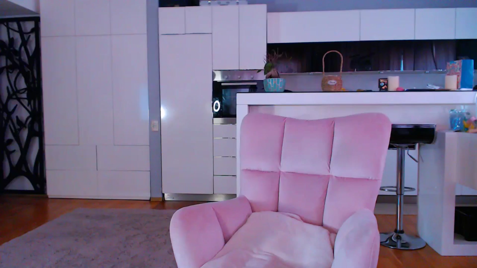 Gallery image thumbnail from D_y_y's myfreecams stream on, 05/03/2025, 04:39 image 6 of 20