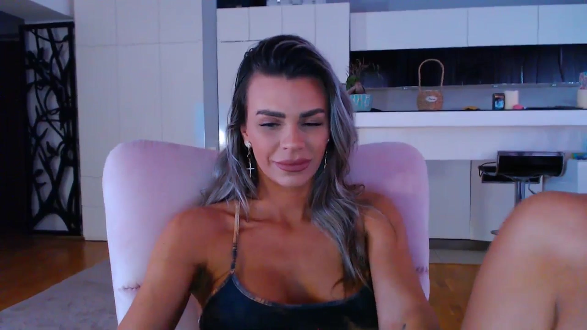 Gallery image thumbnail from D_y_y's myfreecams stream on, 05/08/2025, 04:41 image 20 of 20