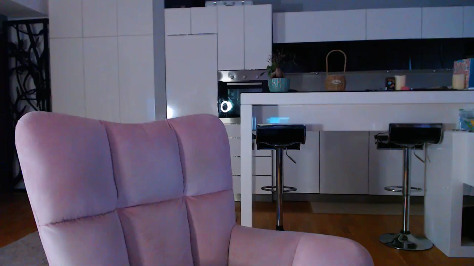 Gallery image thumbnail from D_y_y's myfreecams stream on, 05/10/2025, 04:45 image 8 of 20