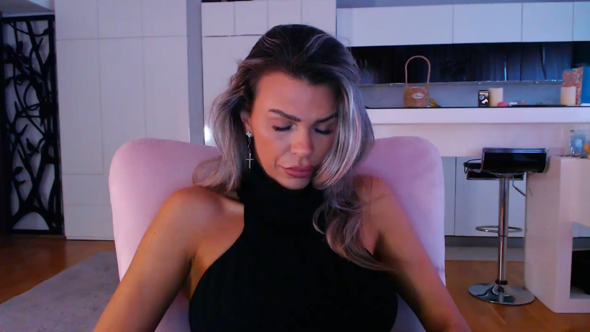 Gallery image thumbnail from D_y_y's myfreecams stream on, 05/11/2025, 03:54 image 20 of 20