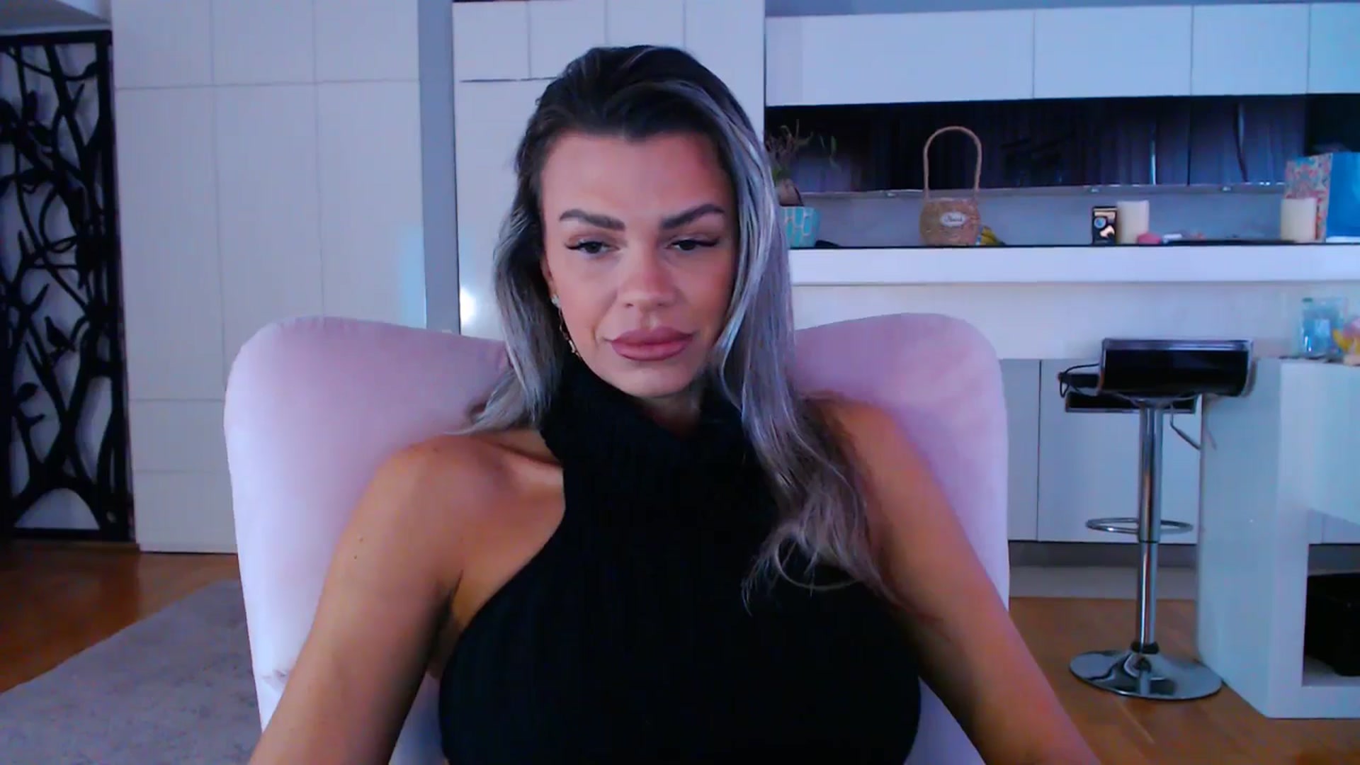 Gallery image thumbnail from D_y_y's myfreecams stream on, 05/11/2025, 03:54 image 18 of 20