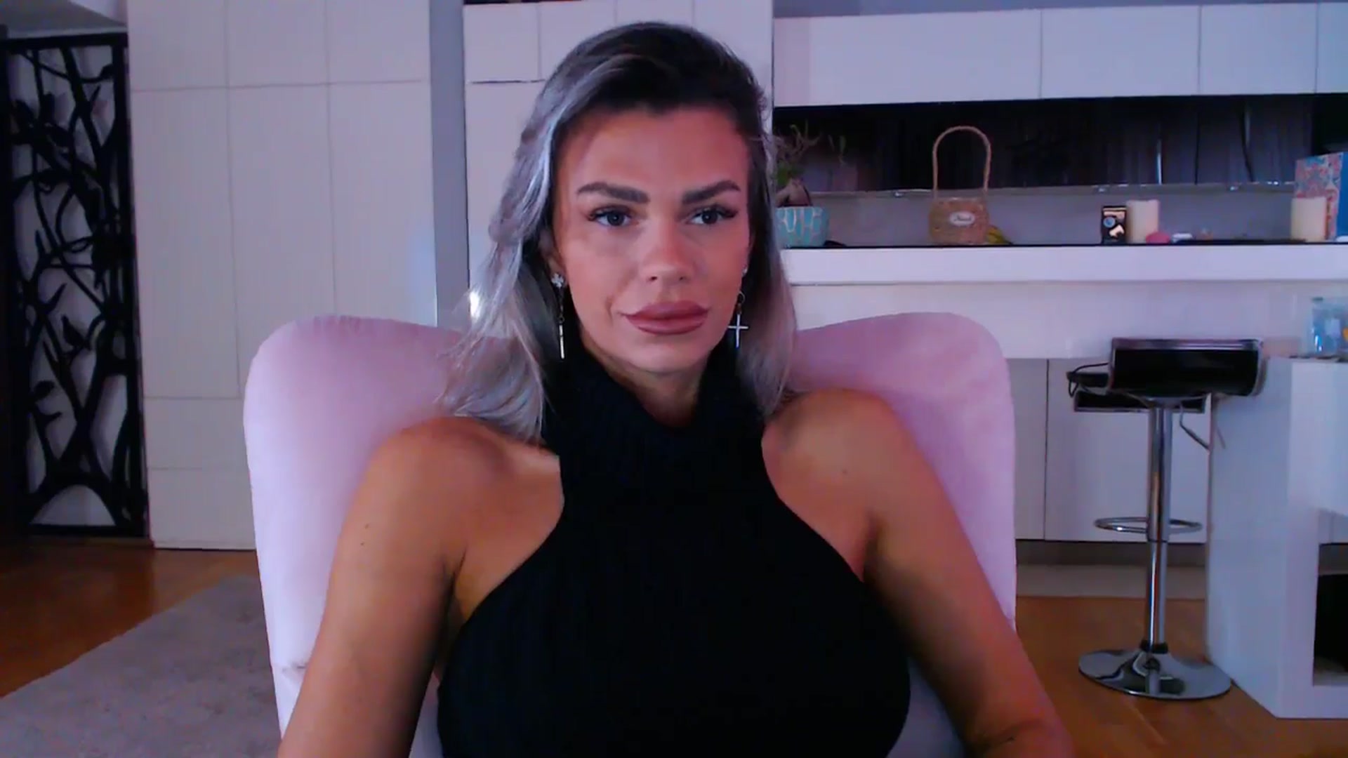 Gallery image thumbnail from D_y_y's myfreecams stream on, 05/11/2025, 03:54 image 5 of 20