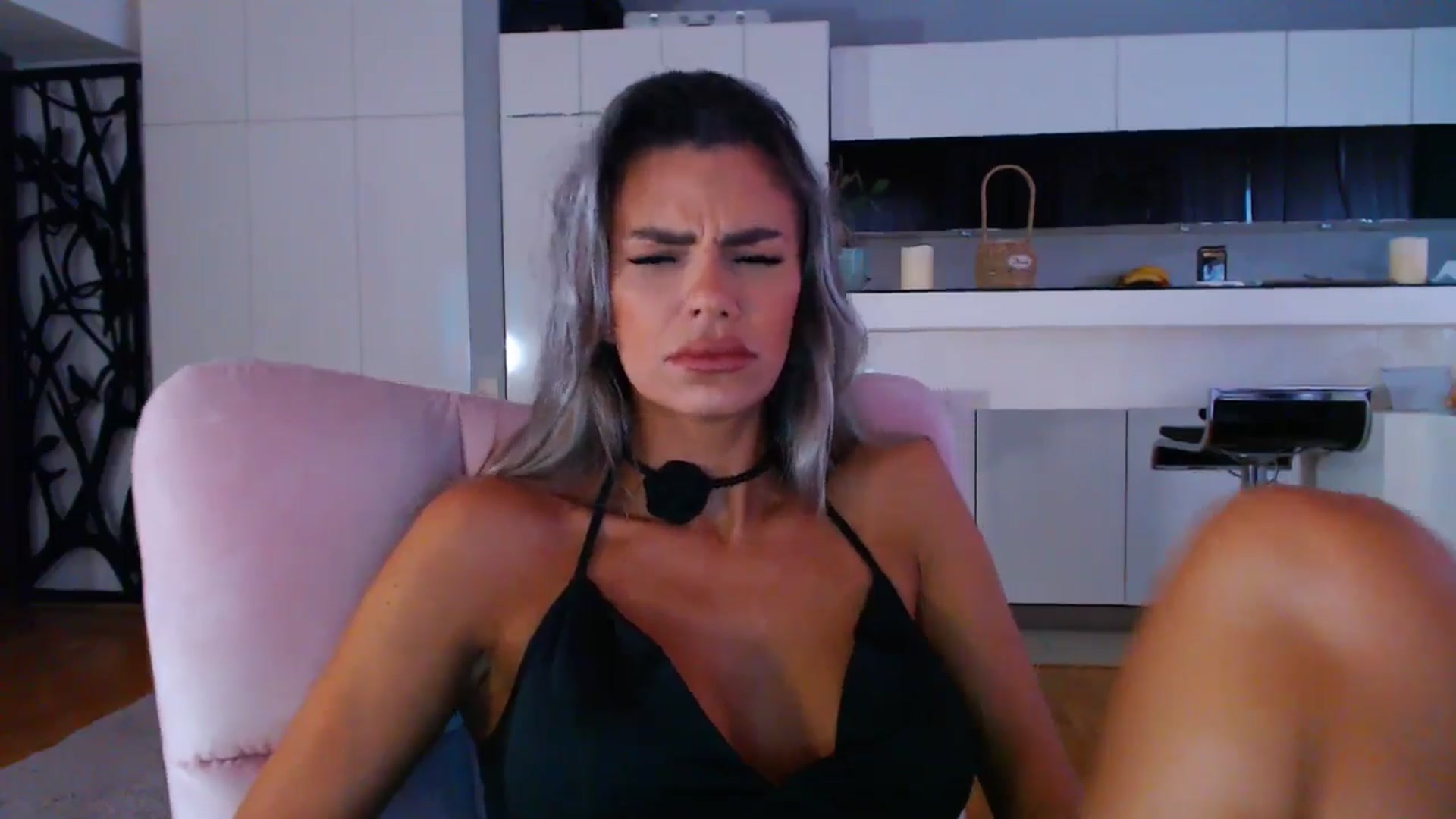 Gallery image thumbnail from D_y_y's myfreecams stream on, 05/28/2025, 04:33 image 20 of 20