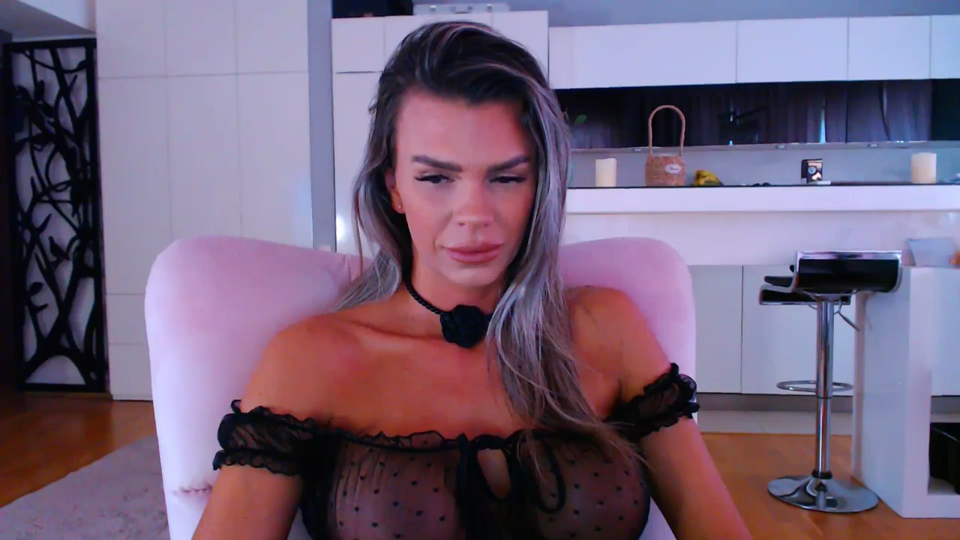 Gallery image thumbnail from D_y_y's myfreecams stream on, 05/31/2025, 04:39 image 18 of 20