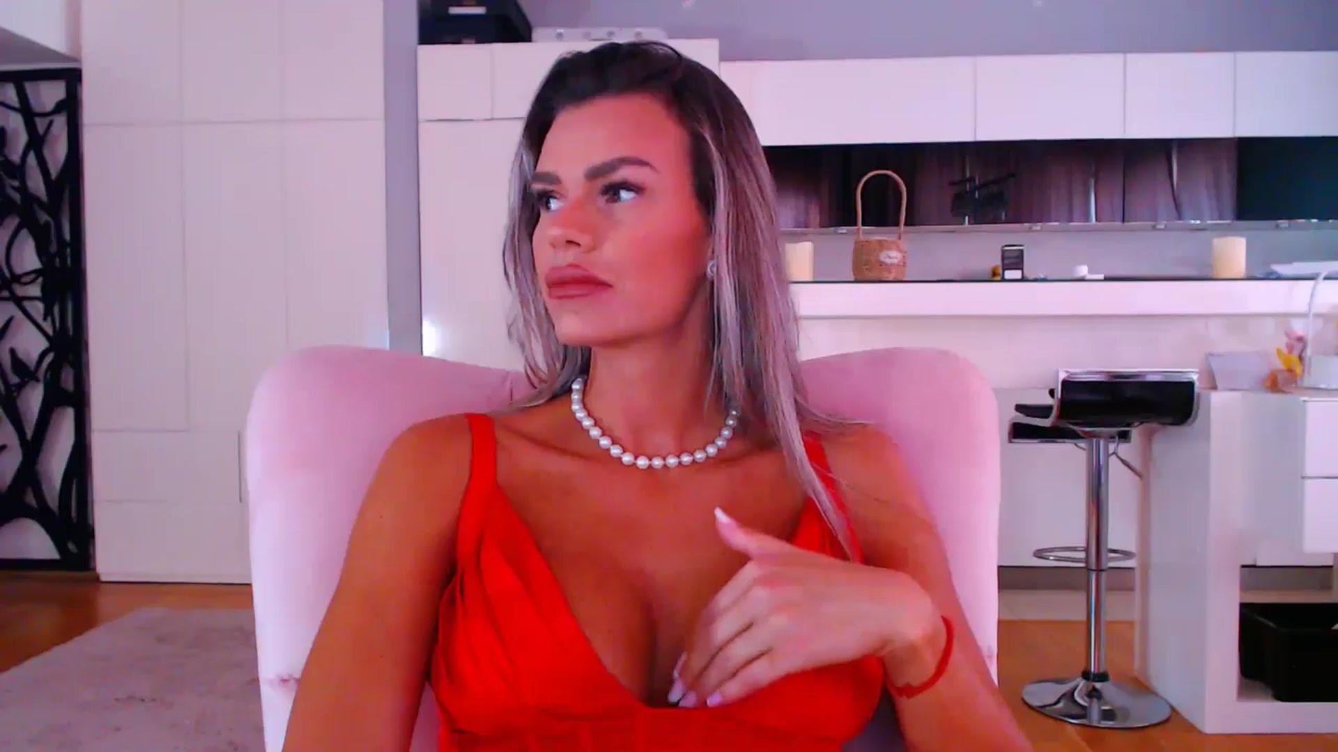 Gallery image thumbnail from D_y_y's myfreecams stream on, 06/01/2025, 04:52 image 5 of 20
