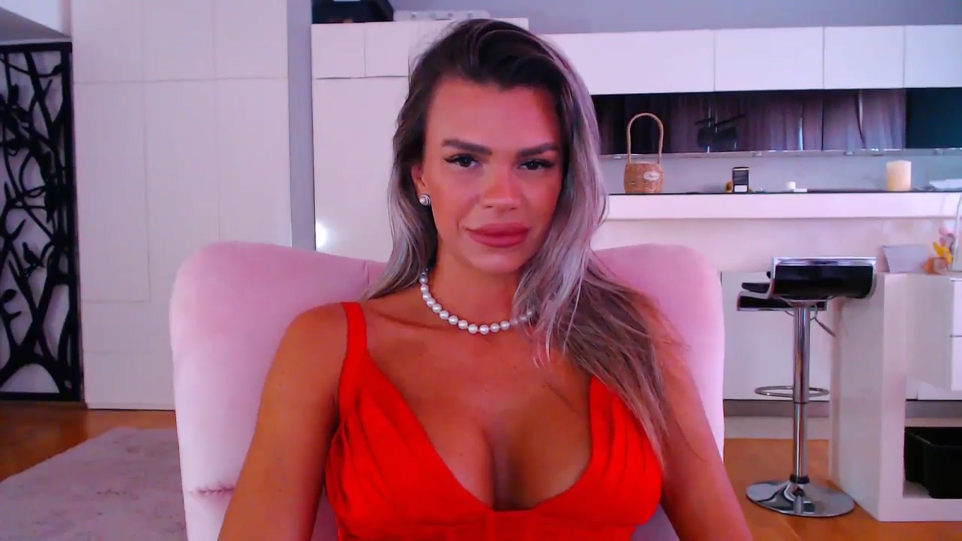Gallery image thumbnail from D_y_y's myfreecams stream on, 06/01/2025, 04:52 image 10 of 20