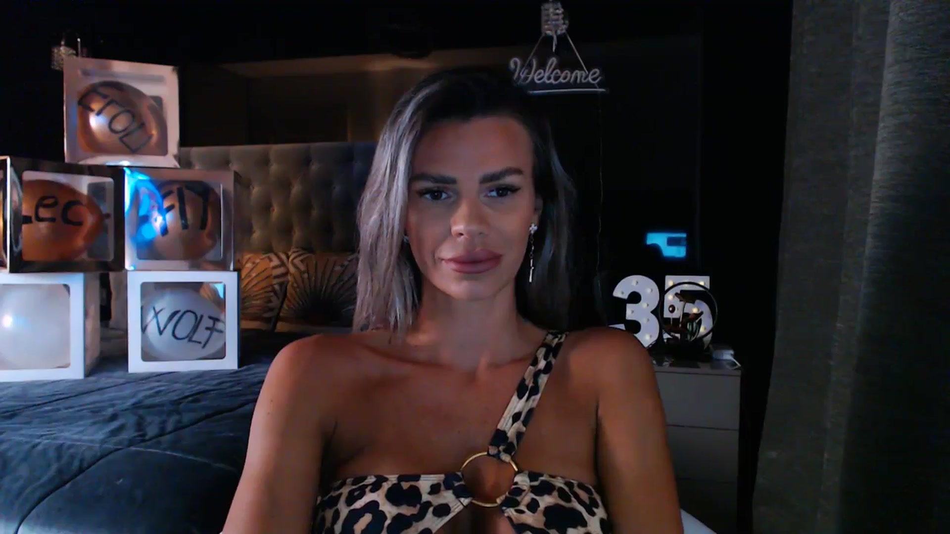 Gallery image thumbnail from D_y_y's myfreecams stream on, 07/09/2025, 04:42 image 19 of 20