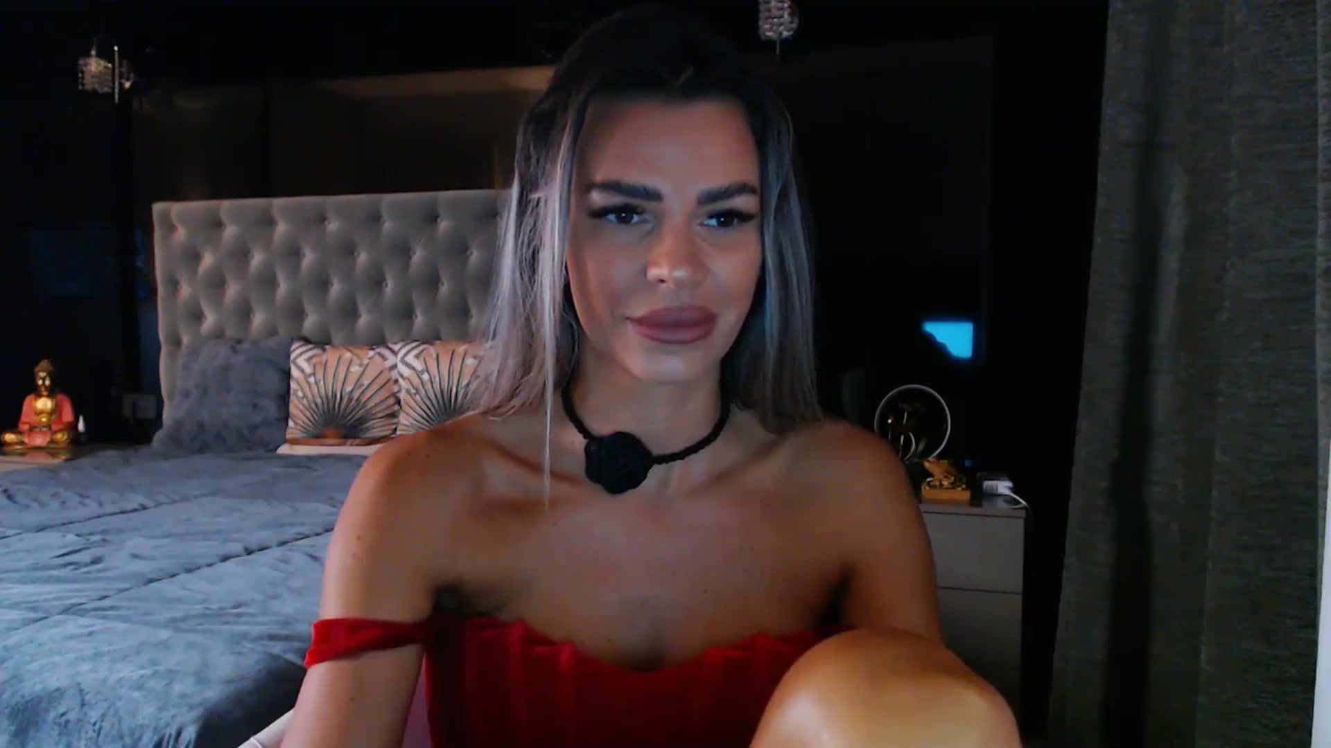Gallery image thumbnail from D_y_y's myfreecams stream on, 08/20/2025, 05:04 image 20 of 20