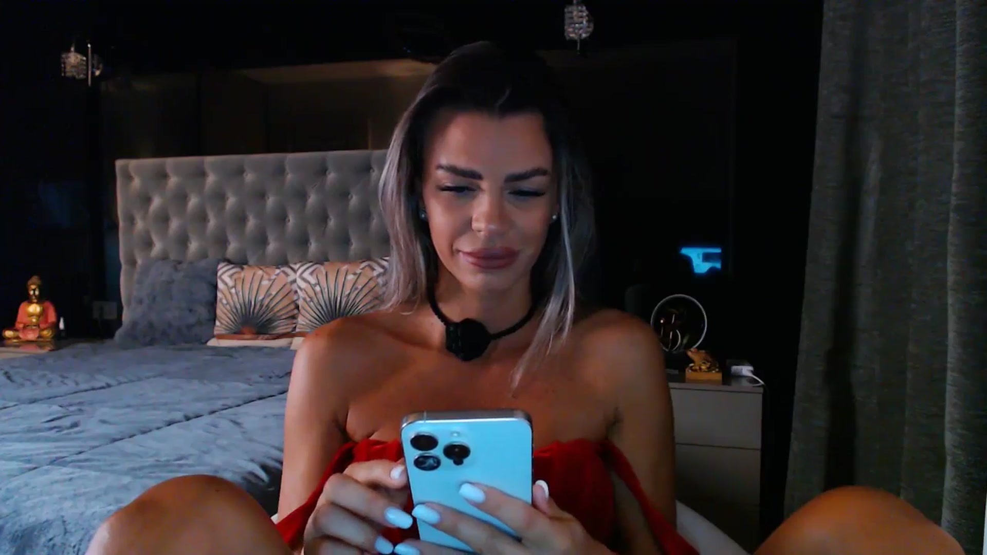 Gallery image thumbnail from D_y_y's myfreecams stream on, 08/20/2025, 05:04 image 11 of 20