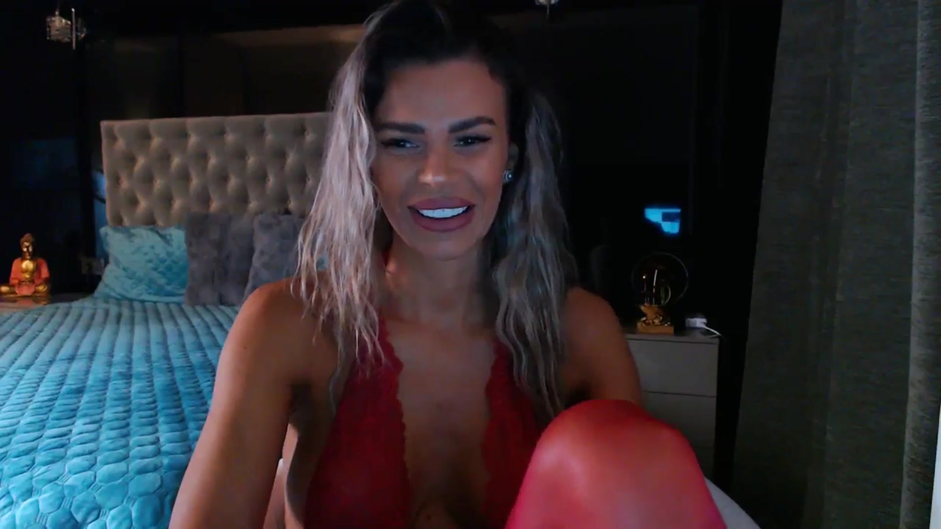 Gallery image thumbnail from D_y_y's myfreecams stream on, 09/04/2025, 05:02 image 10 of 20