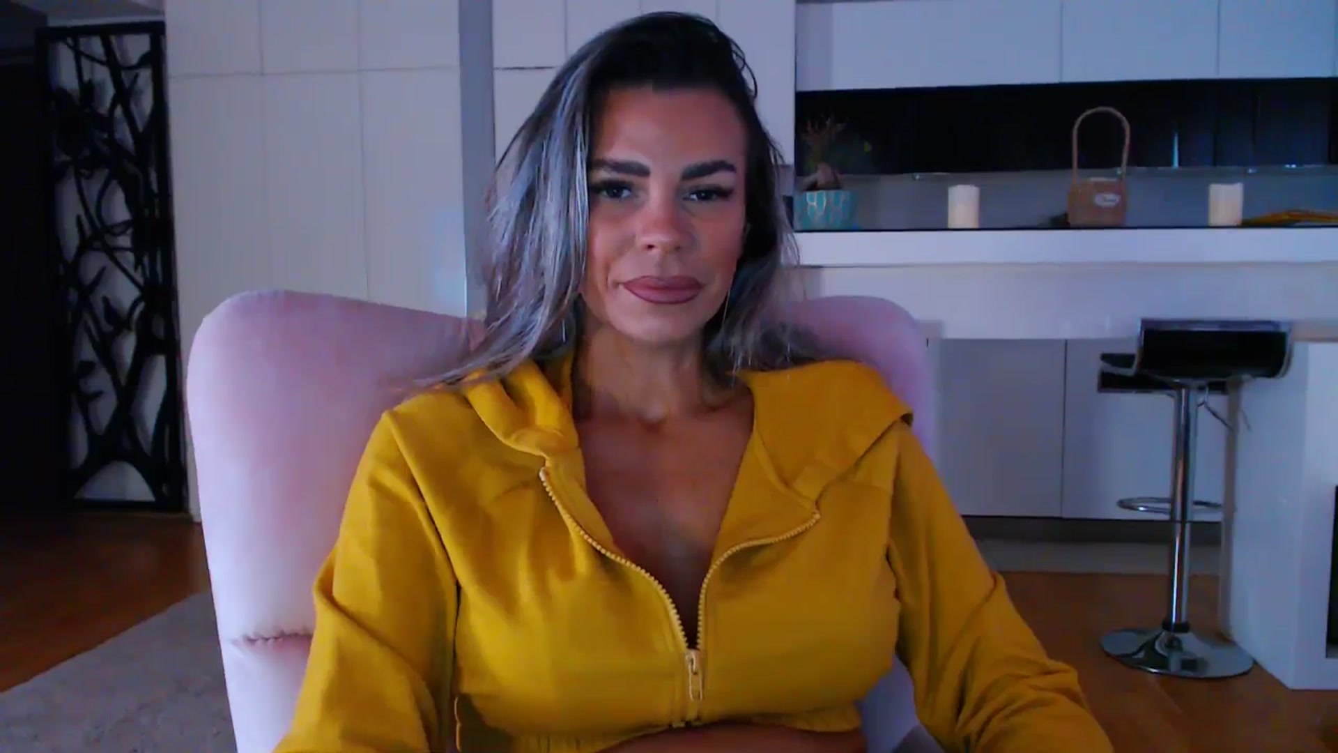 Gallery image thumbnail from D_y_y's myfreecams stream on, 09/16/2025, 05:02 image 11 of 20
