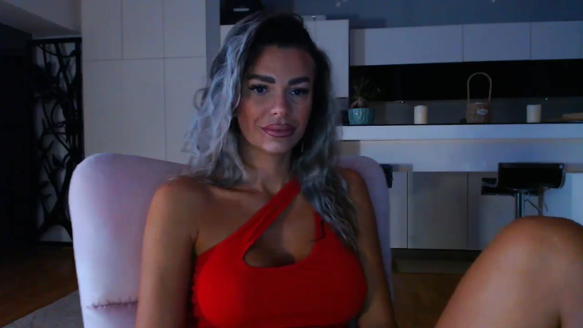 Gallery image thumbnail from D_y_y's myfreecams stream on, 09/17/2025, 05:27 image 4 of 20
