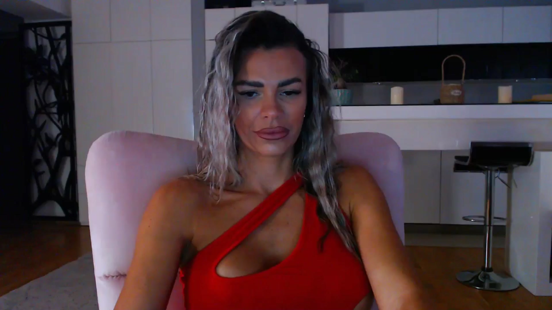 Gallery image thumbnail from D_y_y's myfreecams stream on, 09/17/2025, 05:27 image 20 of 20