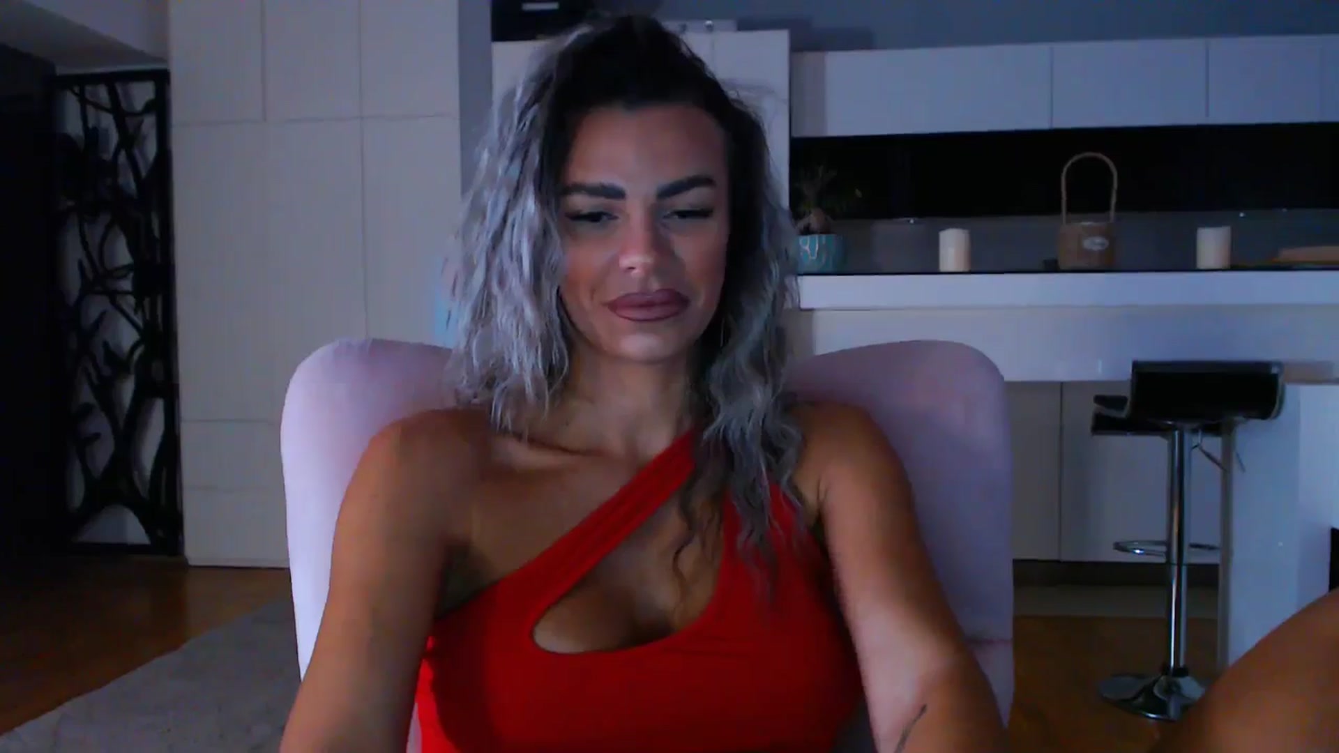 Gallery image thumbnail from D_y_y's myfreecams stream on, 09/17/2025, 05:27 image 11 of 20