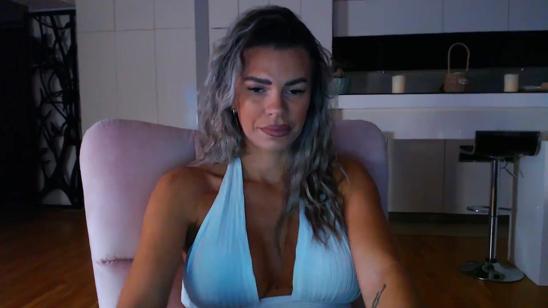 Gallery image thumbnail from D_y_y's myfreecams stream on, 09/28/2025, 05:01 image 8 of 20