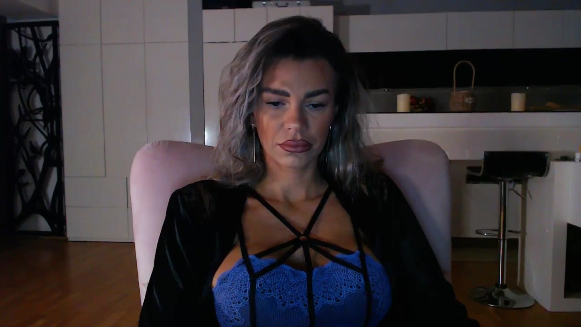 Gallery image thumbnail from D_y_y's myfreecams stream on, 10/02/2025, 03:09 image 8 of 20
