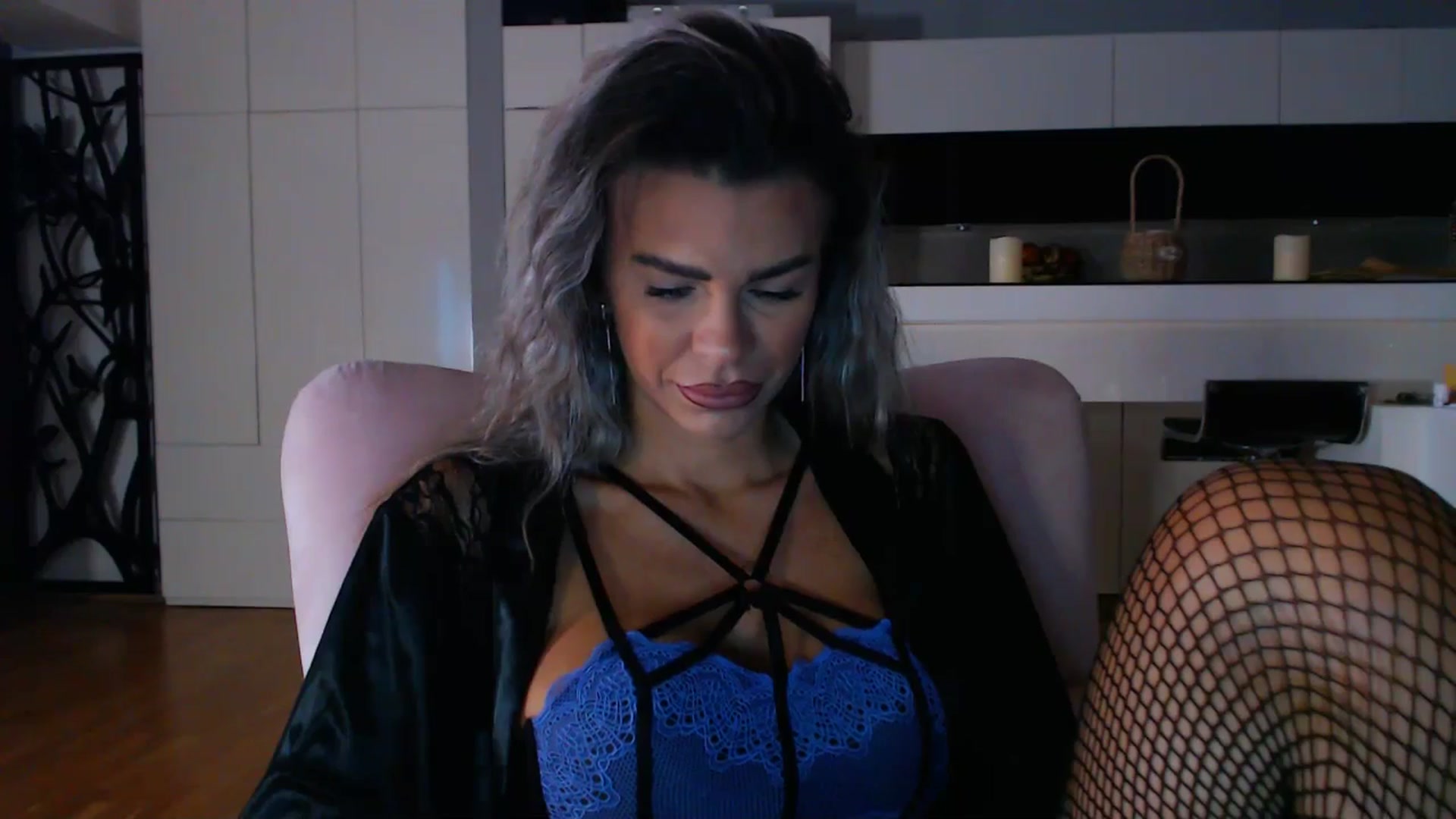 Gallery image thumbnail from D_y_y's myfreecams stream on, 10/02/2025, 03:09 image 3 of 20