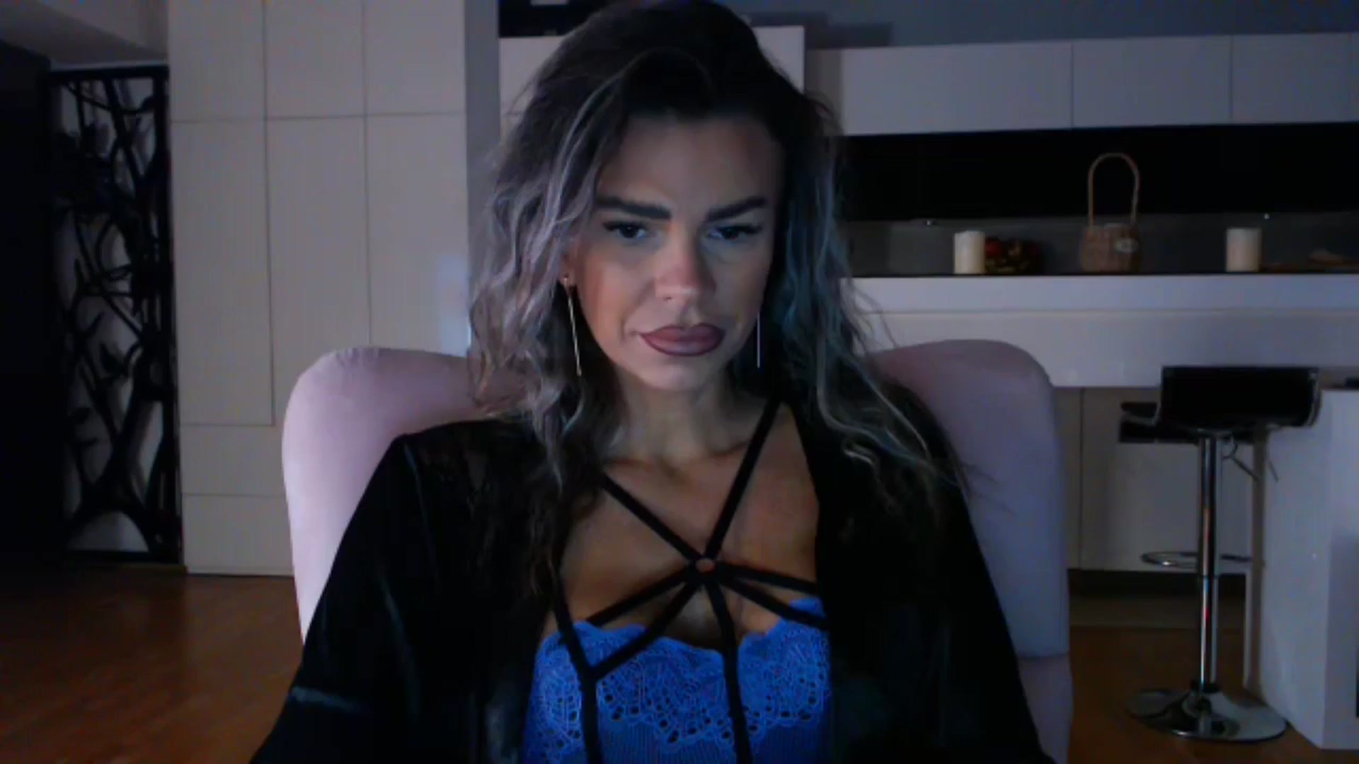 Gallery image thumbnail from D_y_y's myfreecams stream on, 10/02/2025, 04:54 image 1 of 20