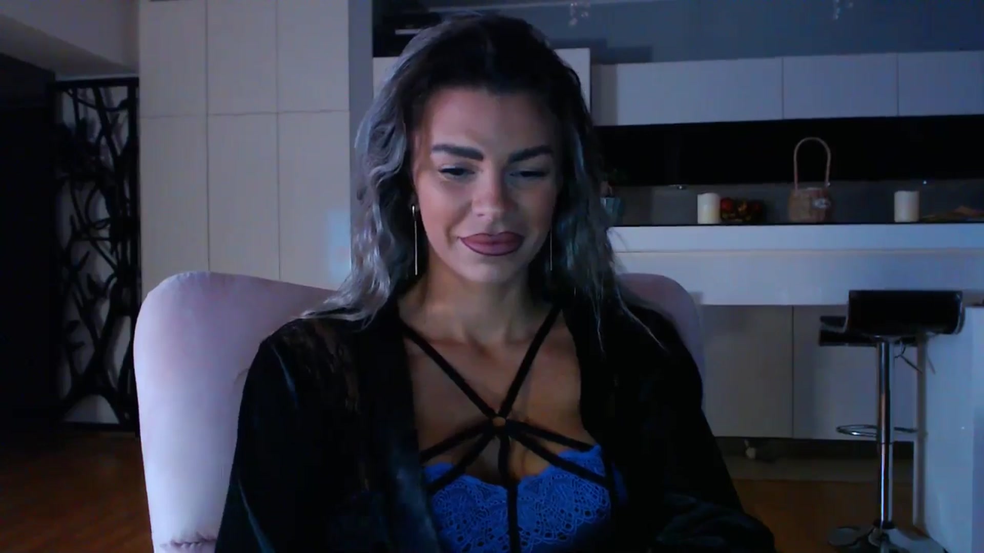 Gallery image thumbnail from D_y_y's myfreecams stream on, 10/02/2025, 04:54 image 10 of 20