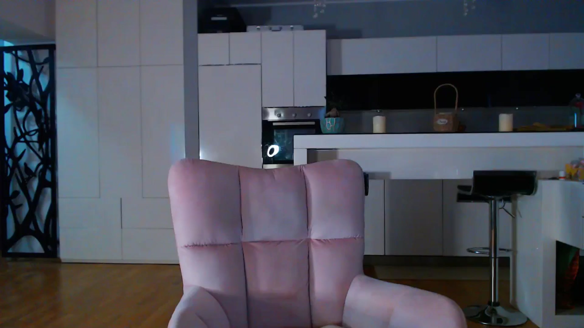 Gallery image thumbnail from D_y_y's myfreecams stream on, 10/04/2025, 05:05 image 1 of 20