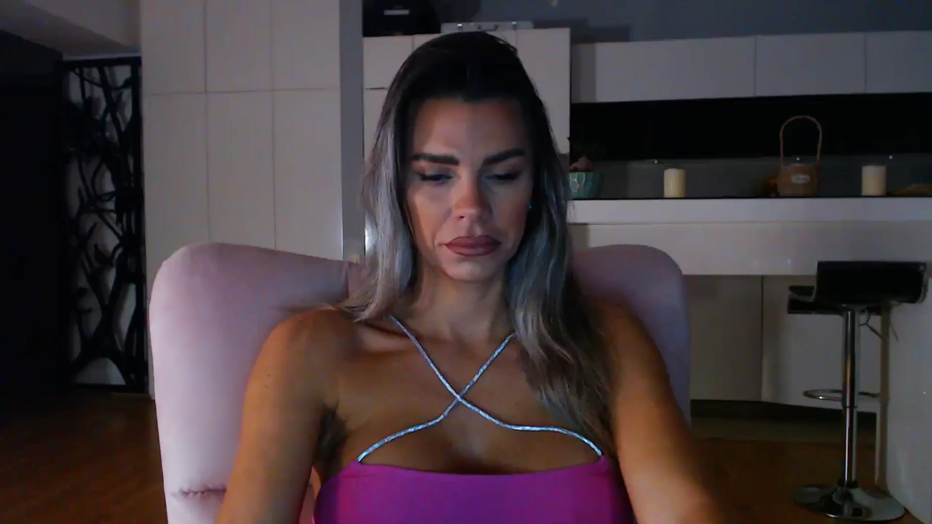 Gallery image thumbnail from D_y_y's myfreecams stream on, 10/06/2025, 05:32 image 1 of 20