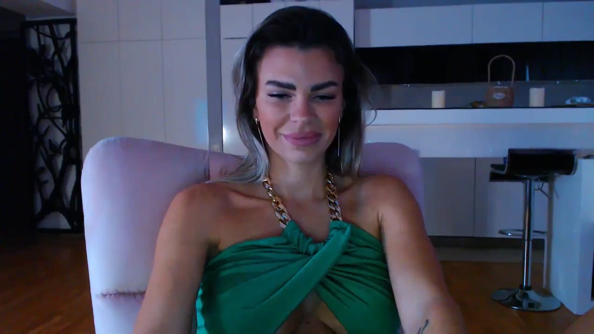 Gallery image thumbnail from D_y_y's myfreecams stream on, 10/10/2025, 04:48 image 17 of 20