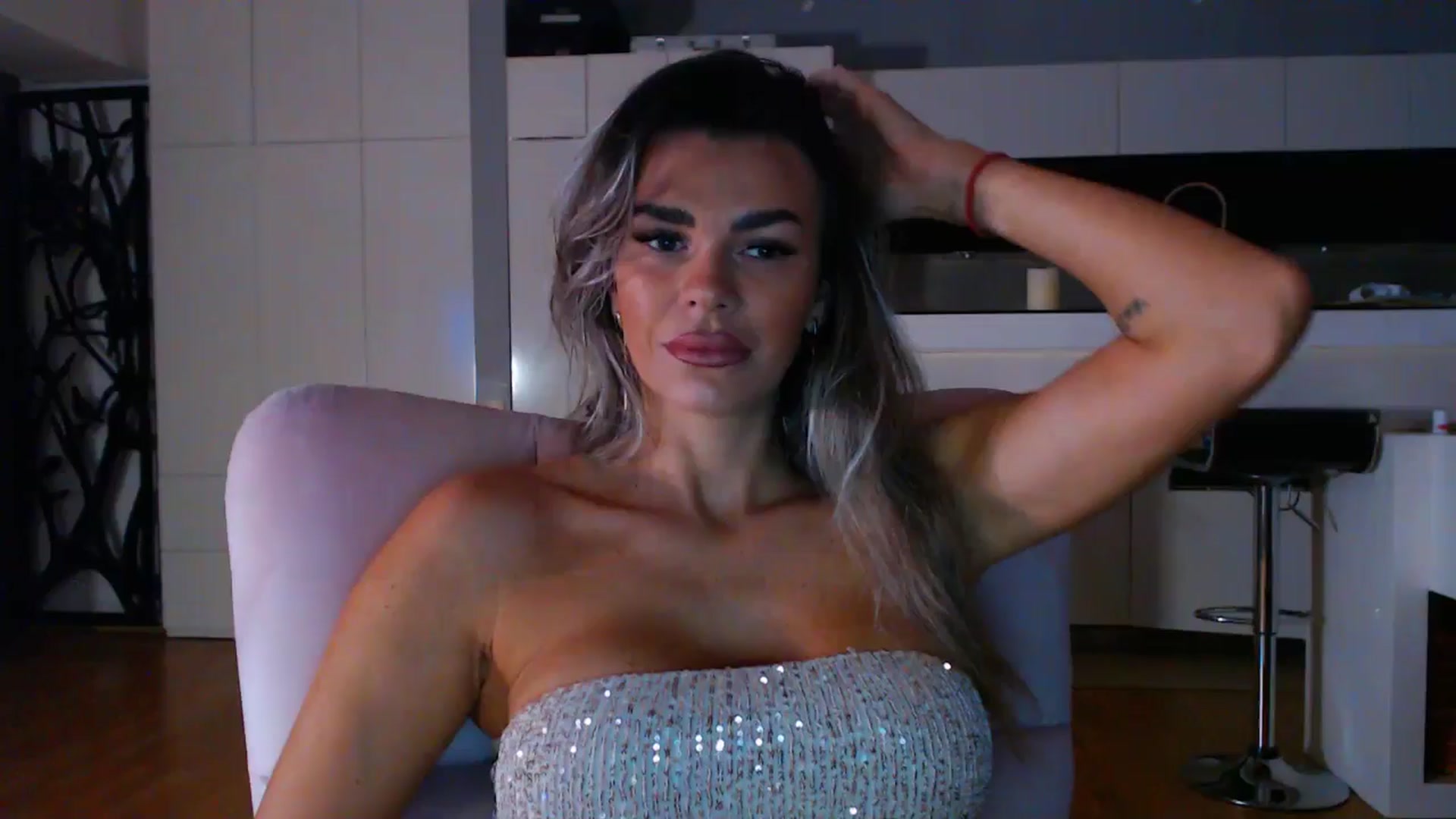 Gallery image thumbnail from D_y_y's myfreecams stream on, 10/11/2025, 04:42 image 12 of 20