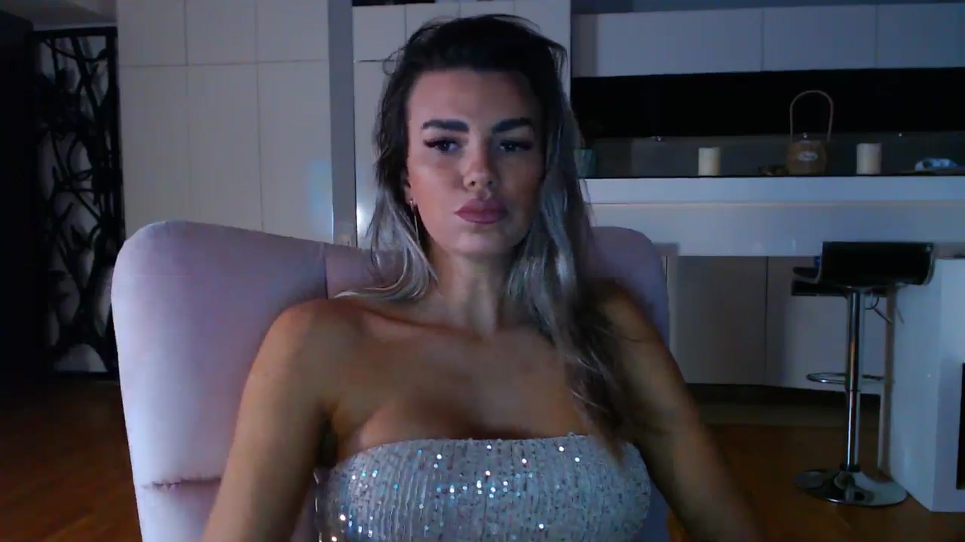 Gallery image thumbnail from D_y_y's myfreecams stream on, 10/11/2025, 04:42 image 18 of 20