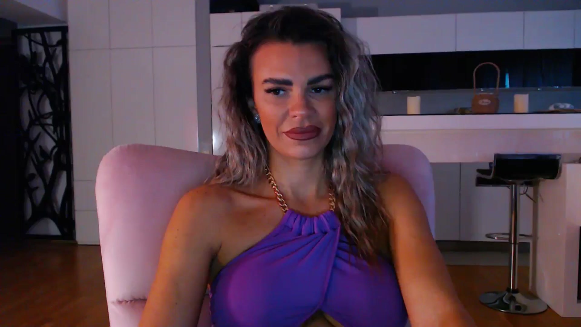 Gallery image thumbnail from D_y_y's myfreecams stream on, 10/12/2025, 05:05 image 9 of 20