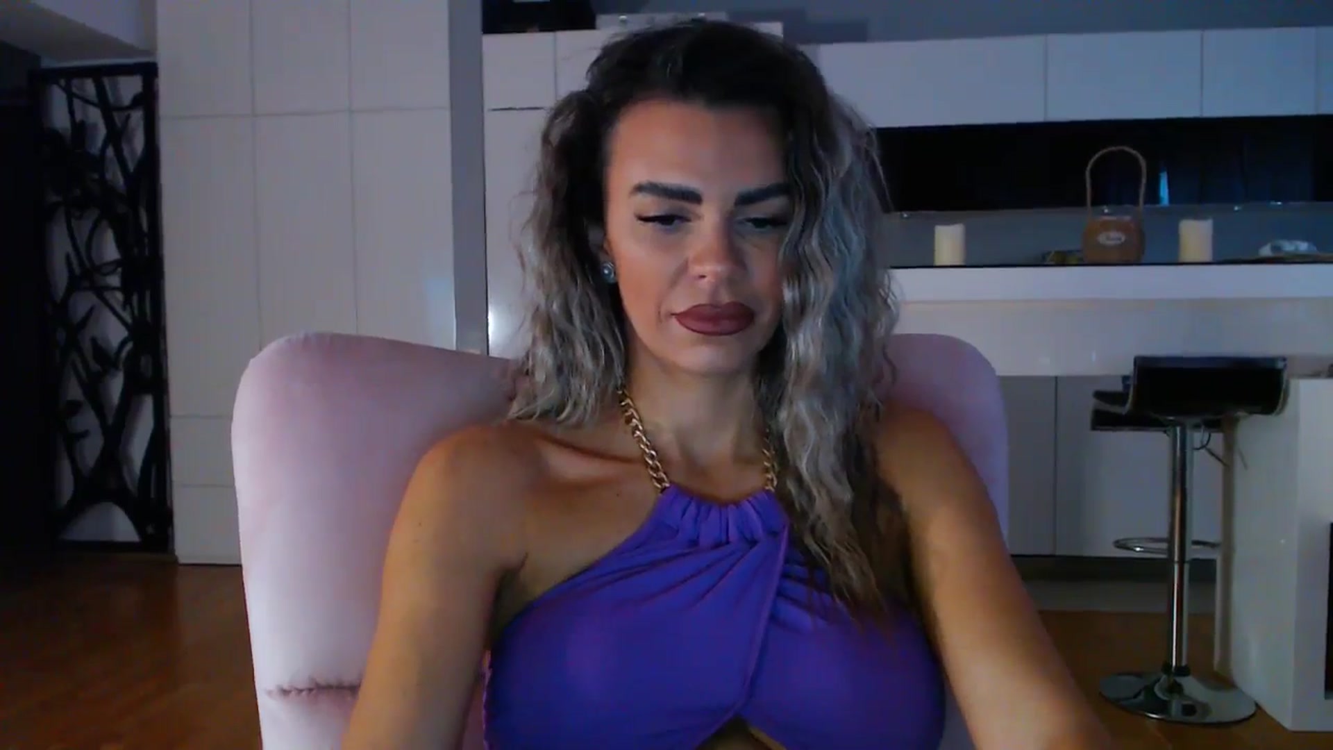 Gallery image thumbnail from D_y_y's myfreecams stream on, 10/12/2025, 05:05 image 6 of 20