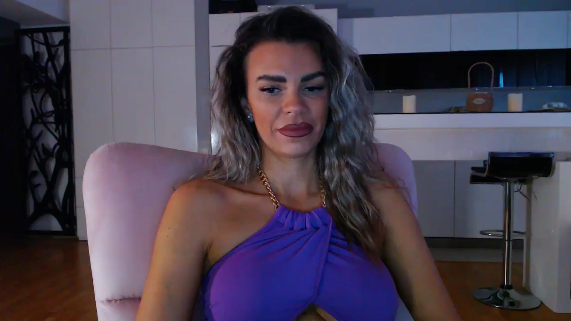 Gallery image thumbnail from D_y_y's myfreecams stream on, 10/12/2025, 05:05 image 11 of 20