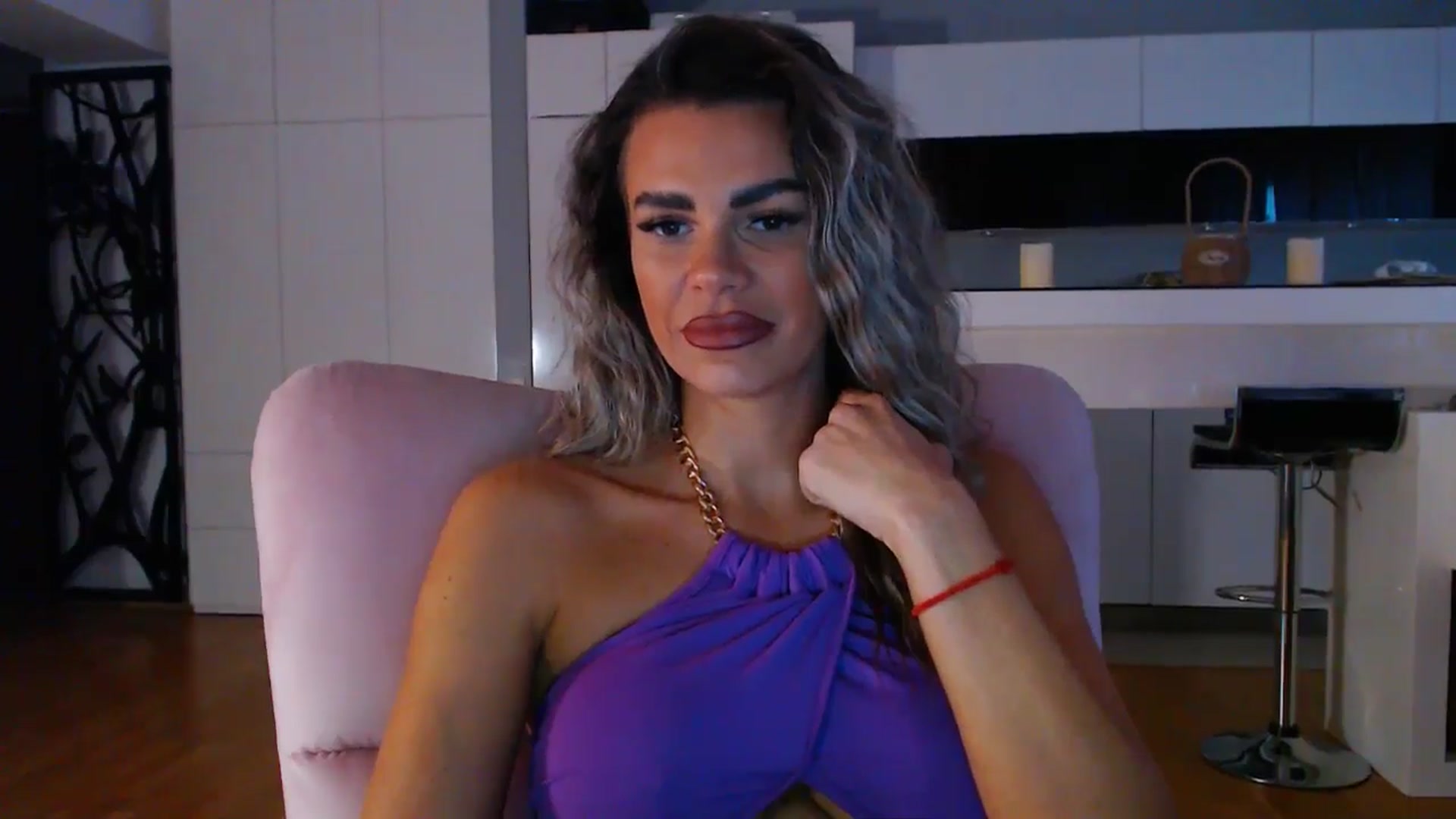 Gallery image thumbnail from D_y_y's myfreecams stream on, 10/12/2025, 05:05 image 7 of 20