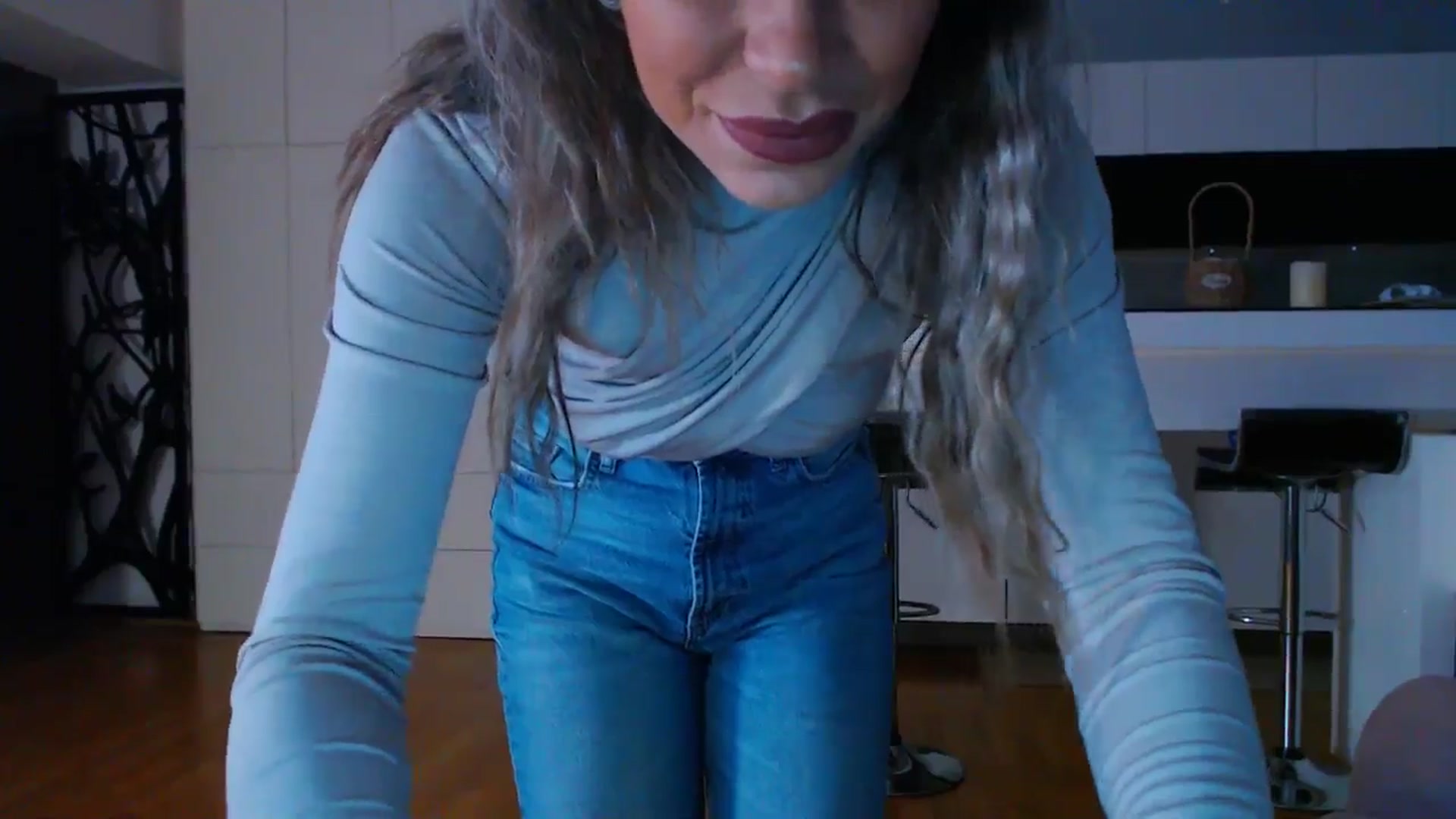 Gallery image thumbnail from D_y_y's myfreecams stream on, 10/13/2025, 04:56 image 12 of 20