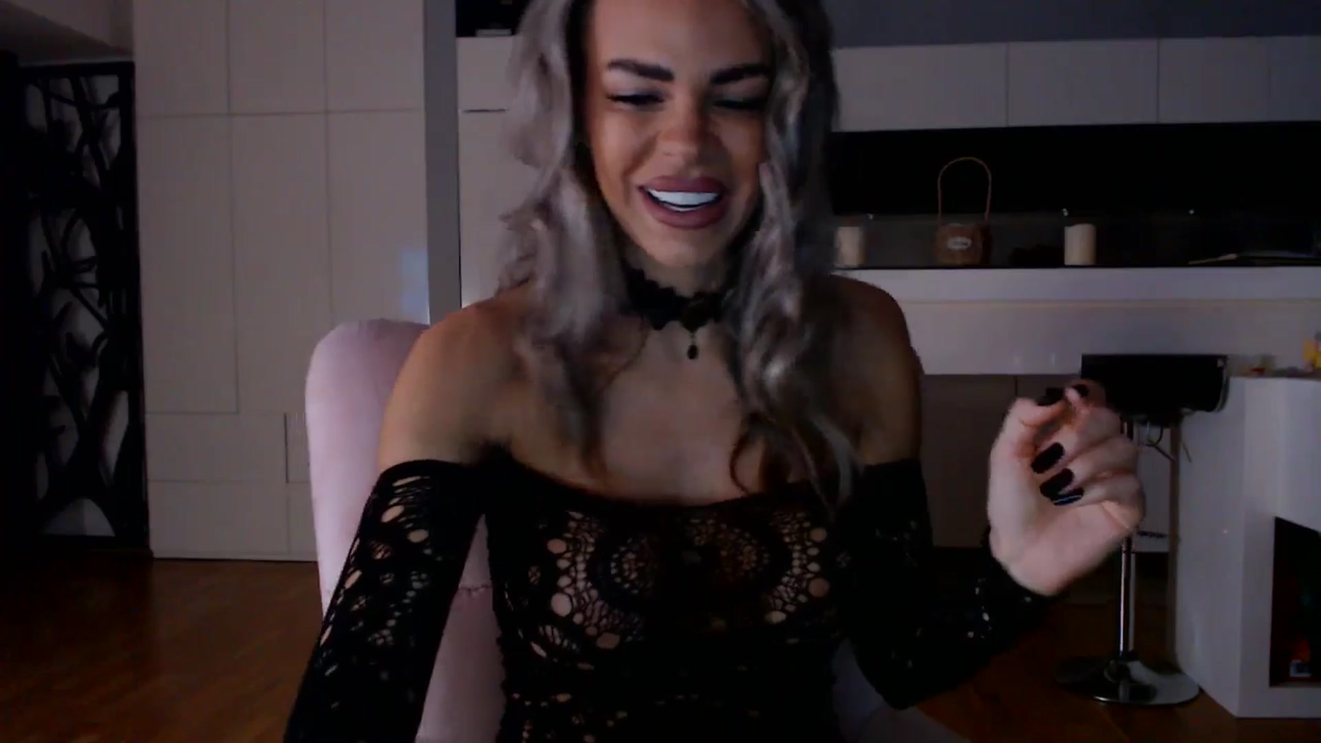 Gallery image thumbnail from D_y_y's myfreecams stream on, 11/02/2025, 05:03 image 3 of 20
