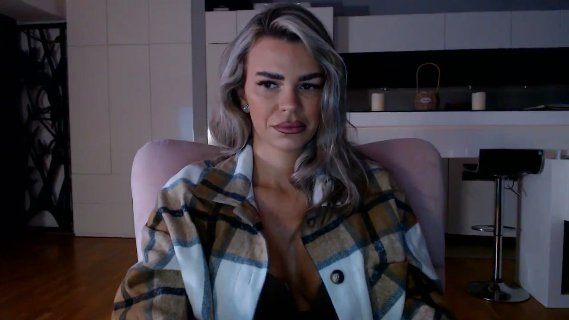 Gallery image thumbnail from D_y_y's myfreecams stream on, 11/04/2025, 05:59 image 4 of 20