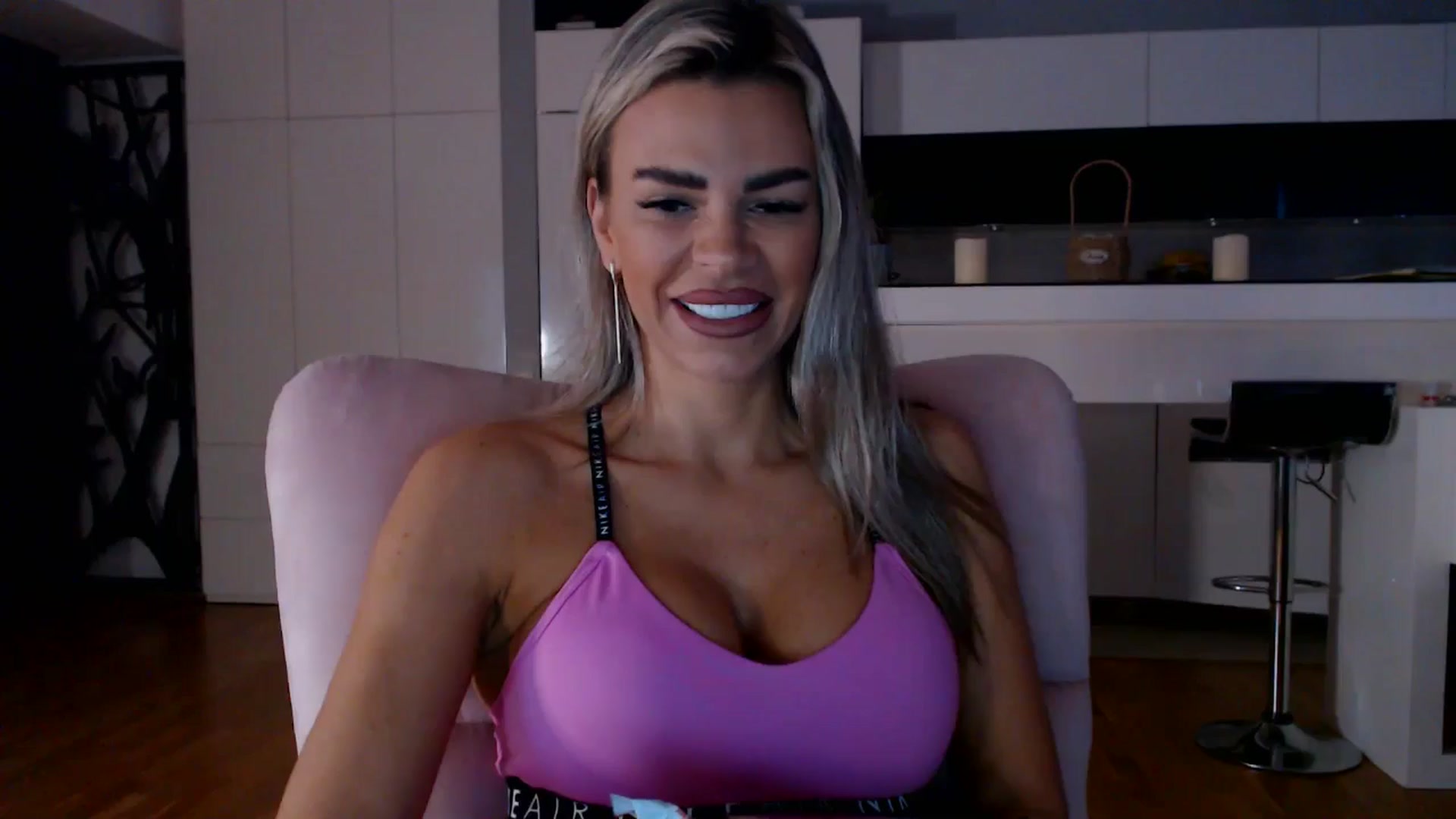 Gallery image thumbnail from D_y_y's myfreecams stream on, 11/06/2025, 05:23 image 5 of 20